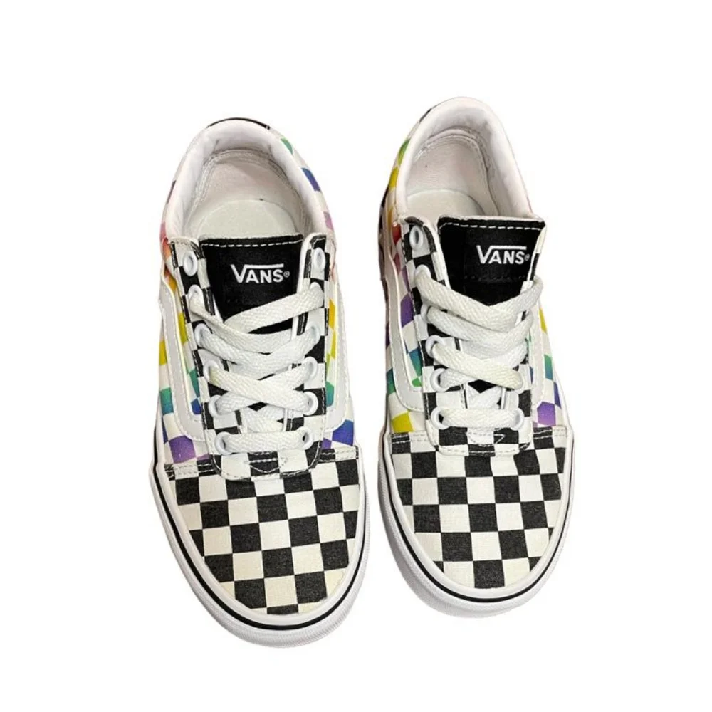 Vans women's checkered multi color low top canvas shoes sneakers size 5.5